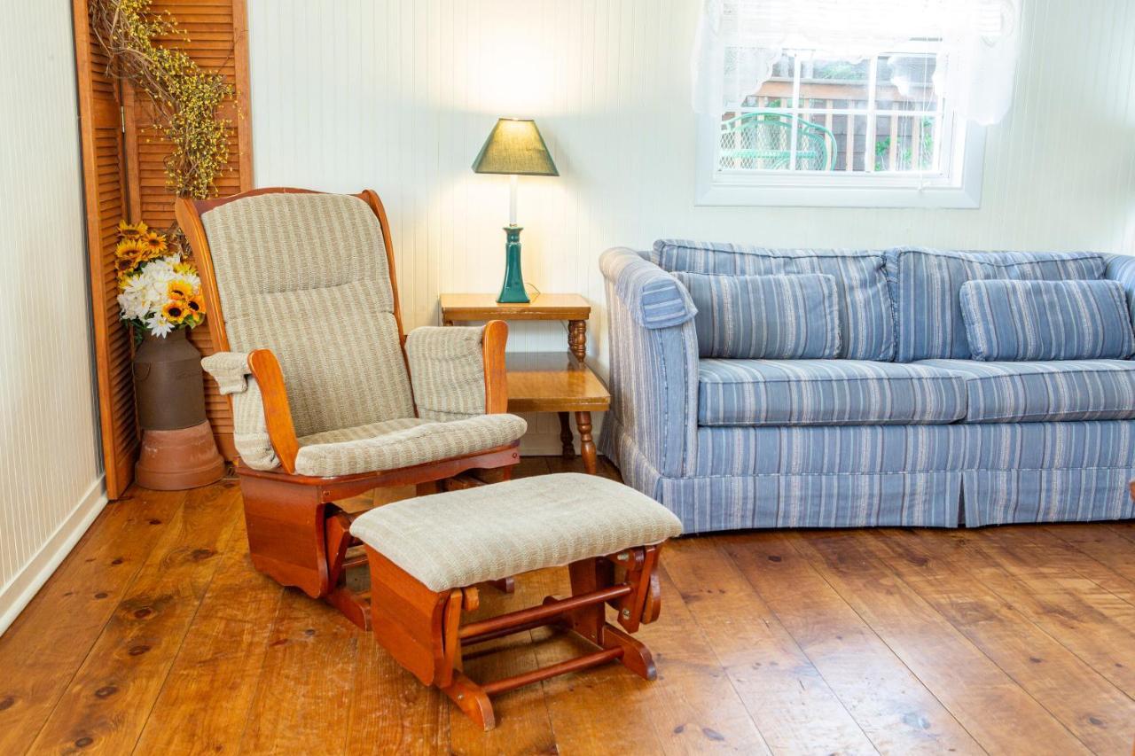 The Chimney Rock Inn & Cottages מראה חיצוני תמונה