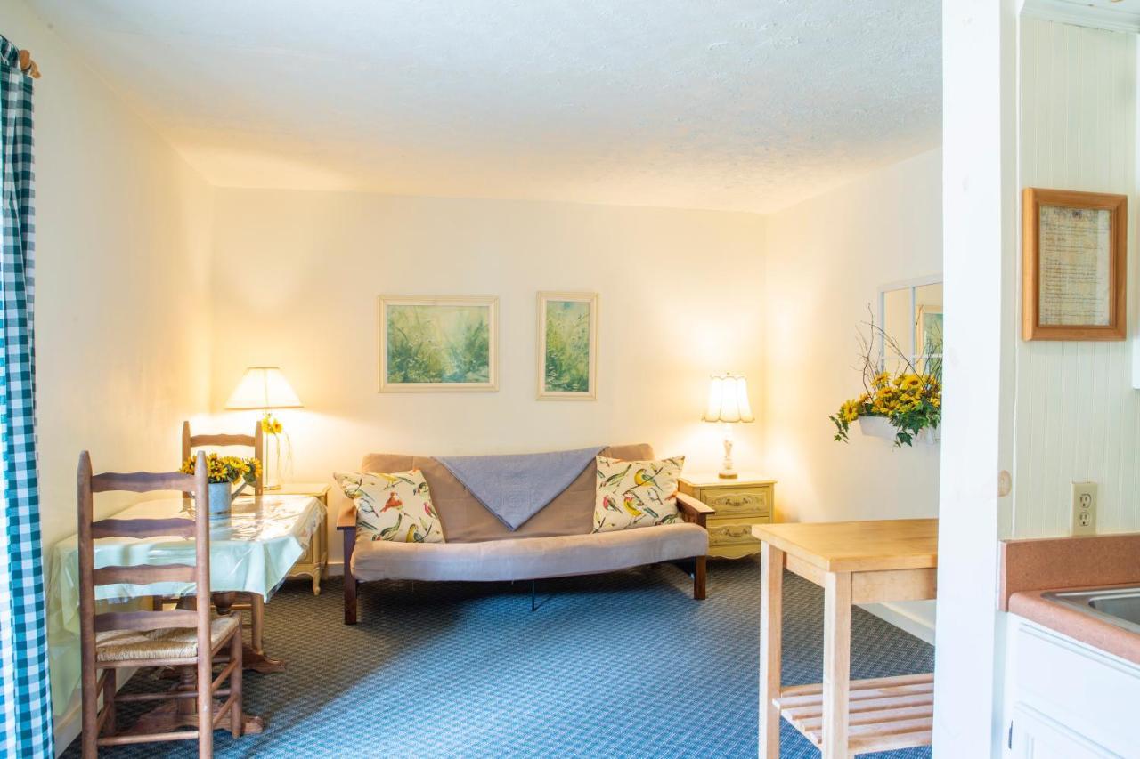The Chimney Rock Inn & Cottages מראה חיצוני תמונה