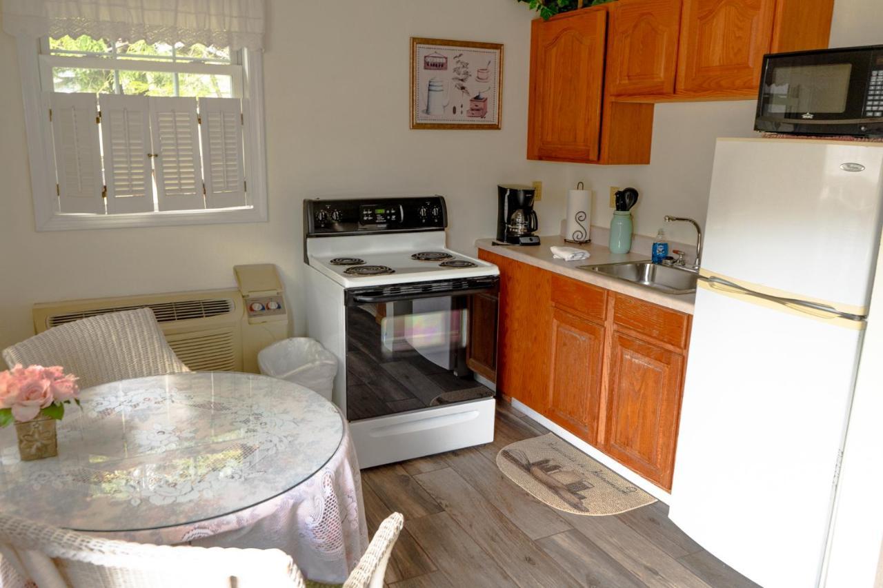 The Chimney Rock Inn & Cottages מראה חיצוני תמונה