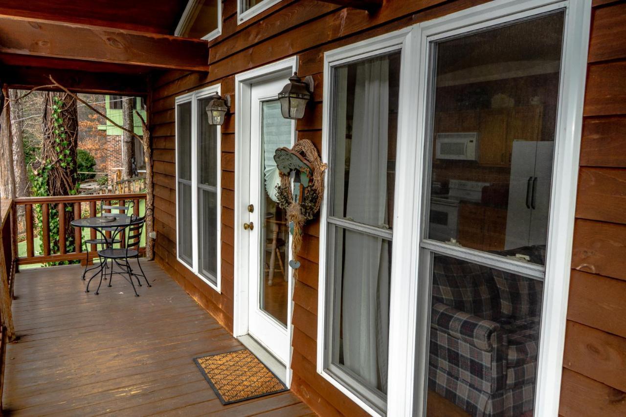 The Chimney Rock Inn & Cottages מראה חיצוני תמונה