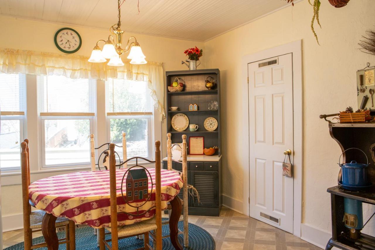 The Chimney Rock Inn & Cottages מראה חיצוני תמונה